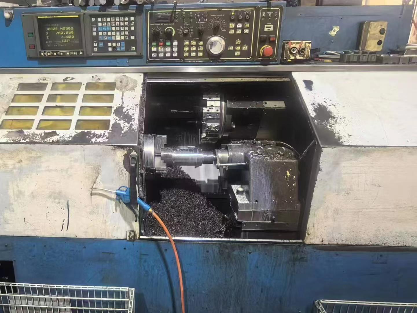 Токарный станок с чпу