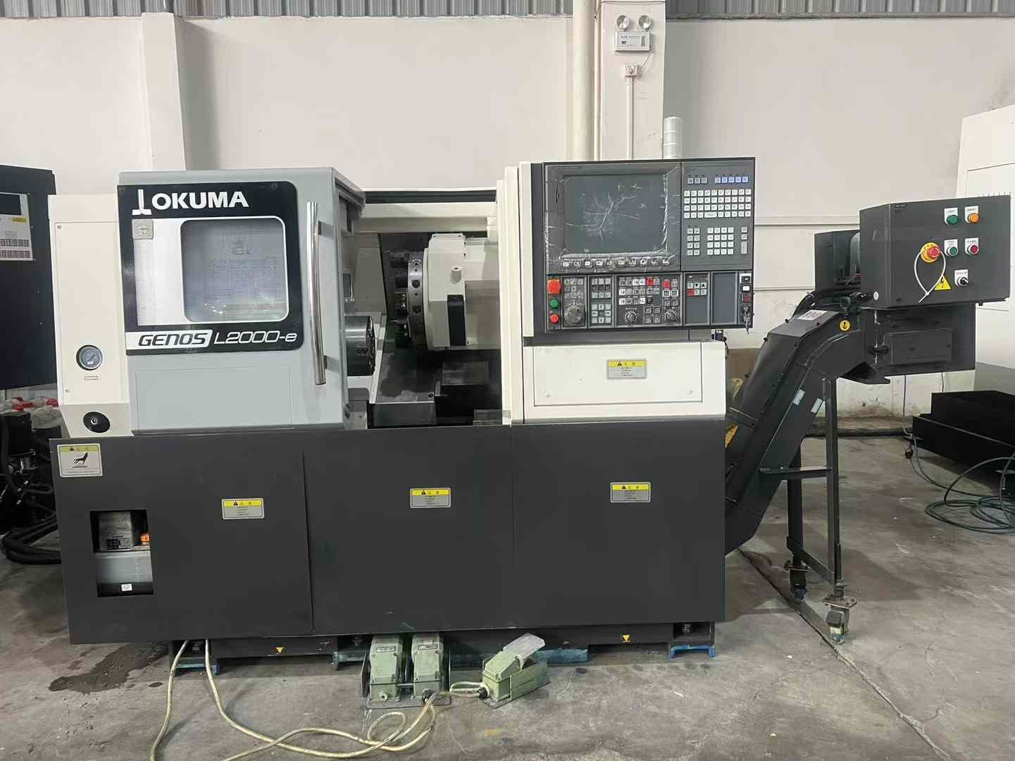 Поворотно-фрезерный обрабатывающий центр