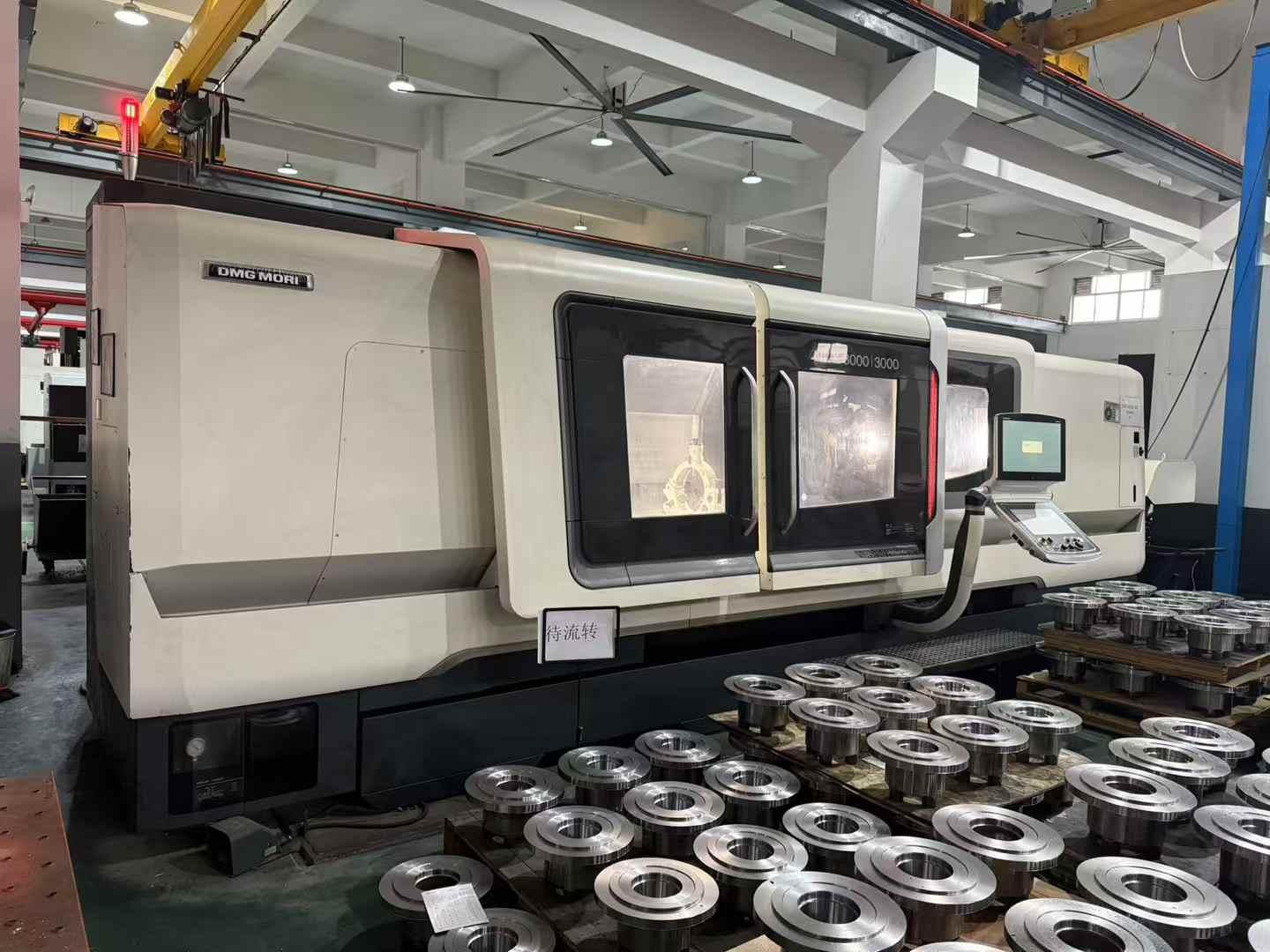 Токарный станок с чпу