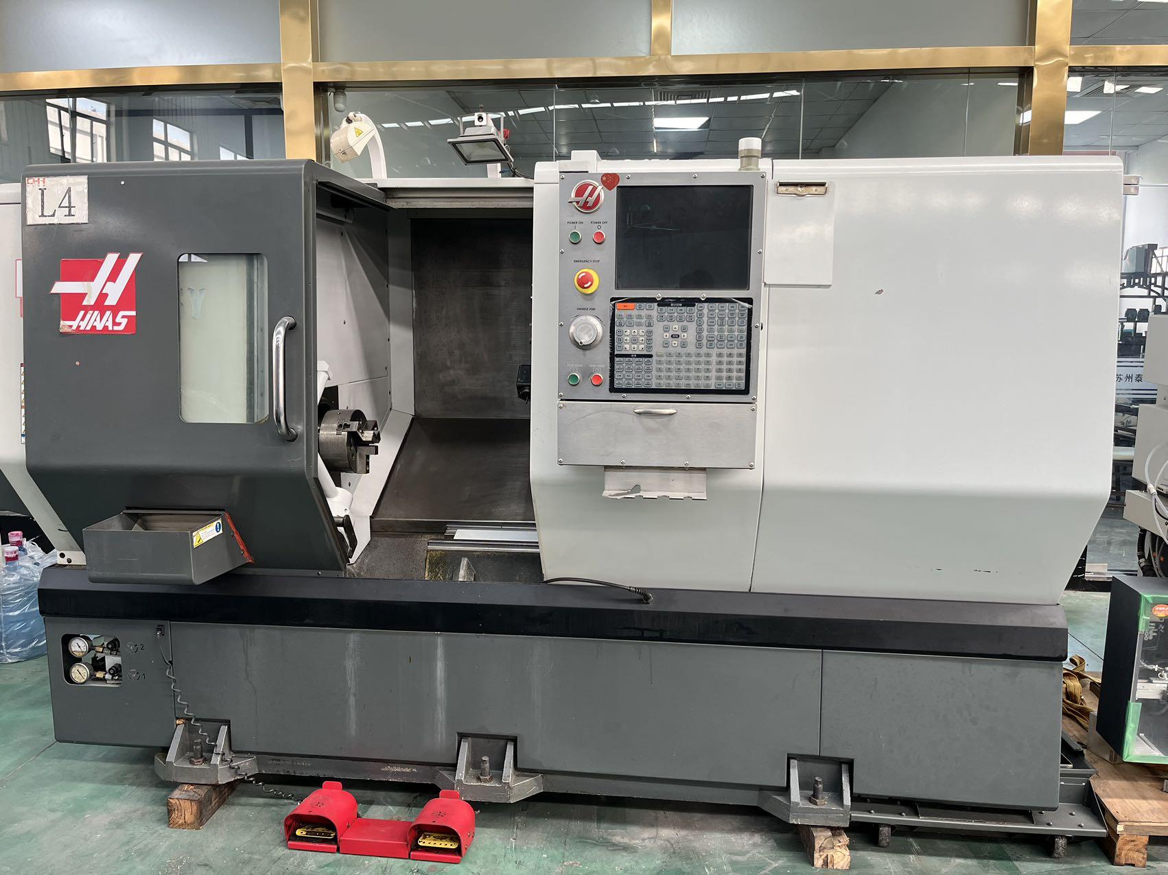 Поворотно-фрезерный обрабатывающий центр