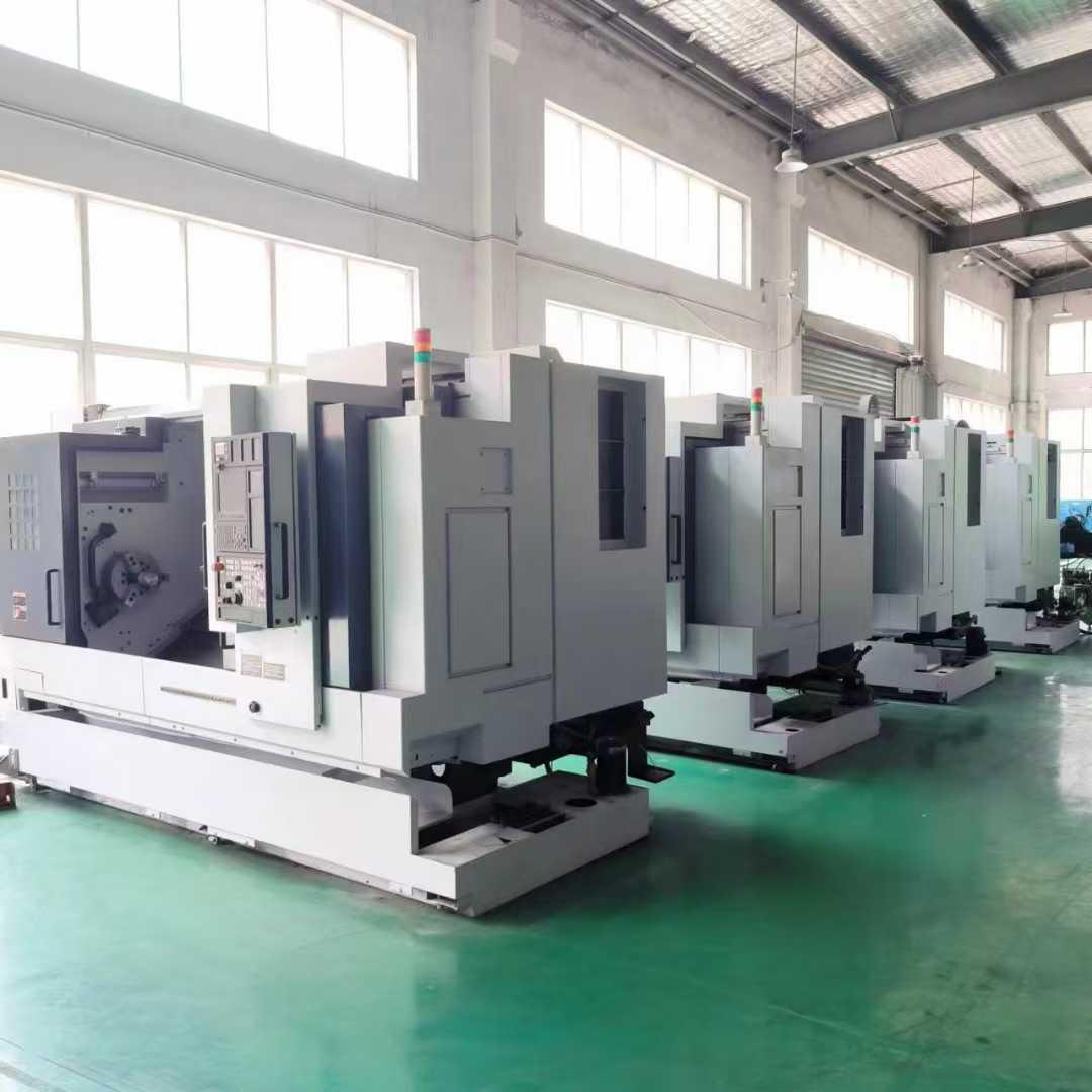 Токарный станок с чпу