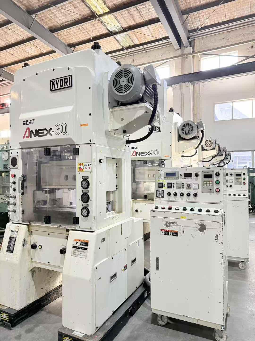 Гантри высокоскоростной штамповочный станок