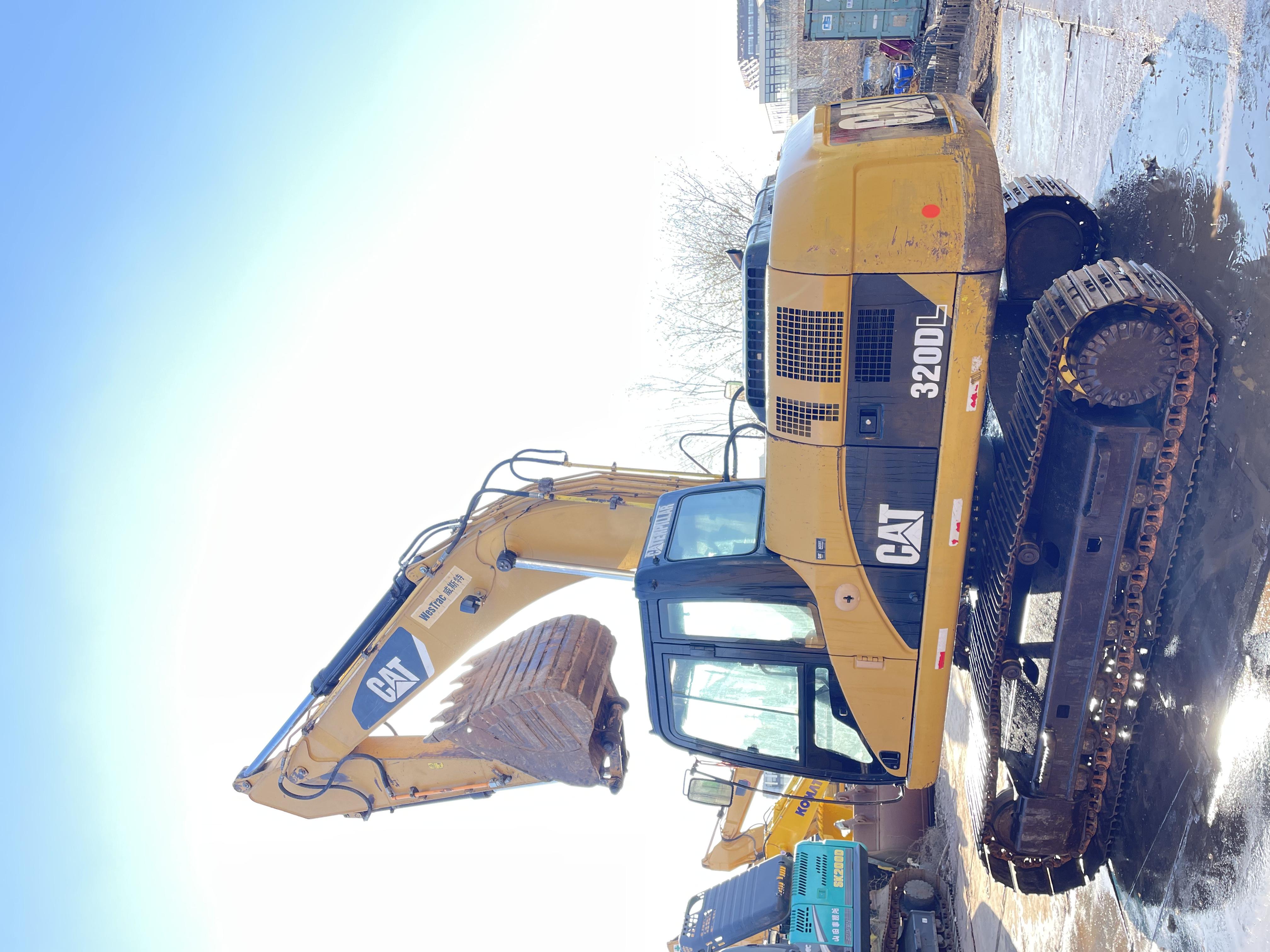 Ползучий экскаватор-каватор