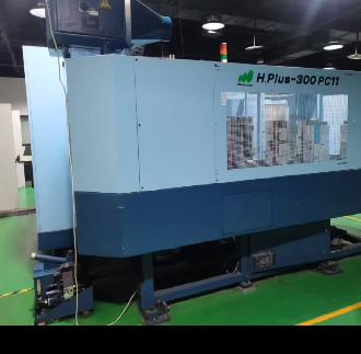 Горизонтальный многостанционный обрабатывающий центр