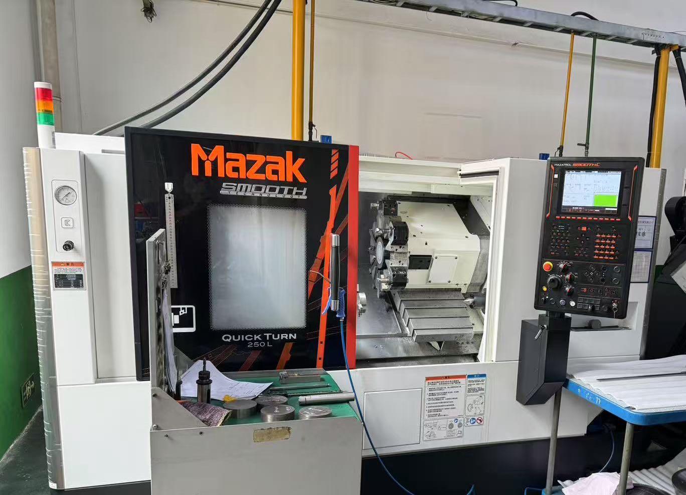 Токарный станок с чпу