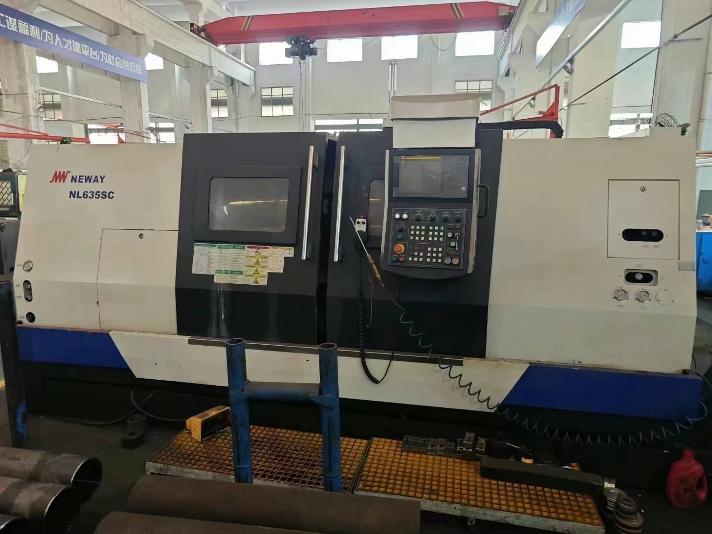 Токарный станок с чпу