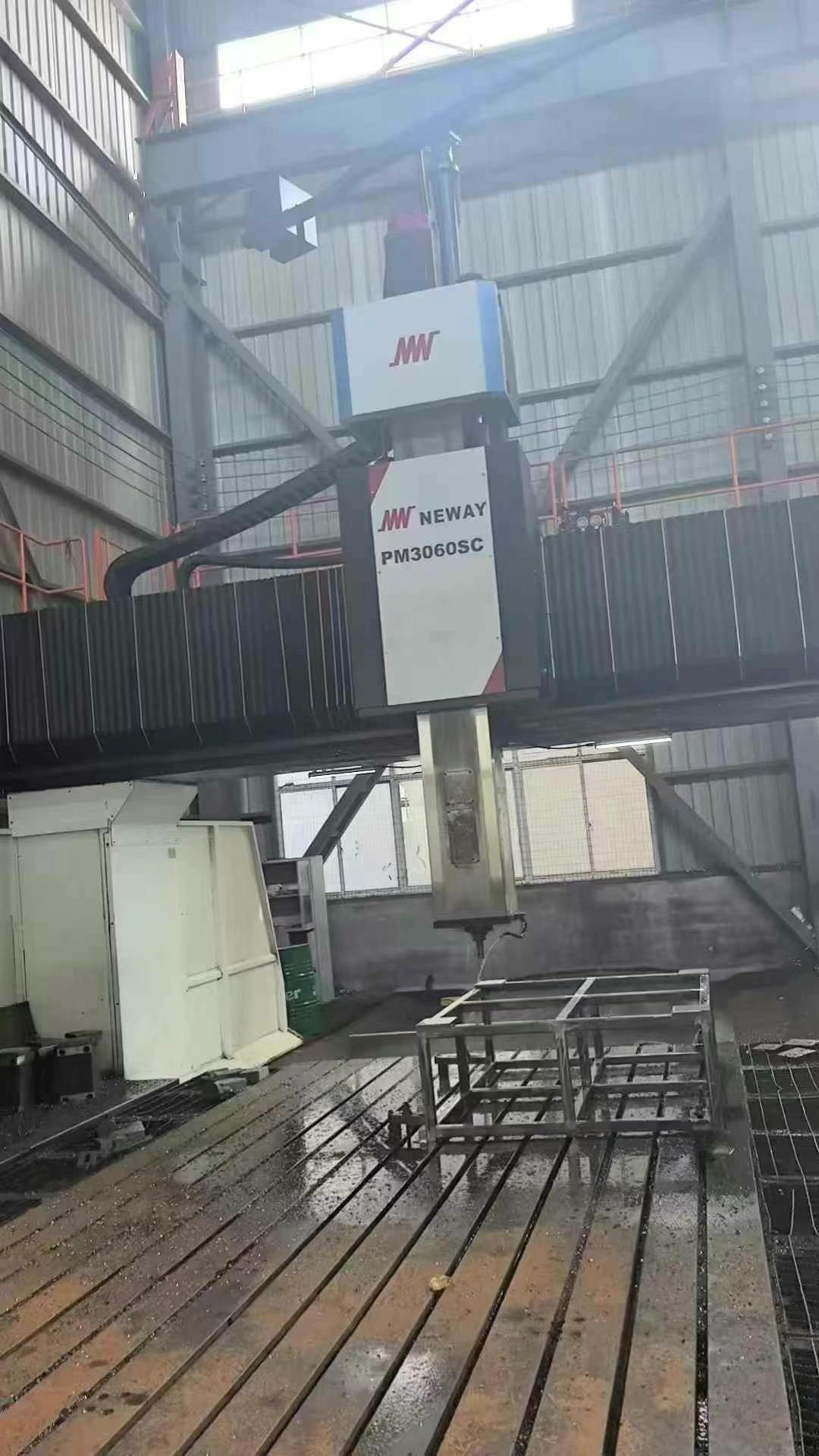 Гантри обрабатывающий центр