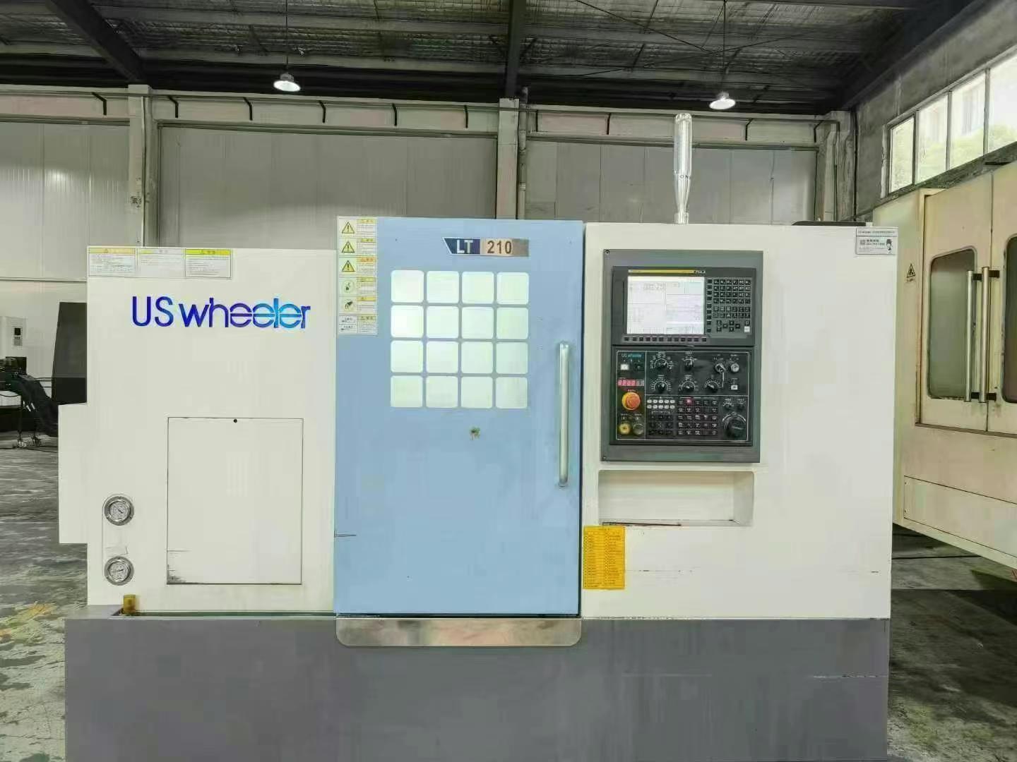 Токарный станок с чпу