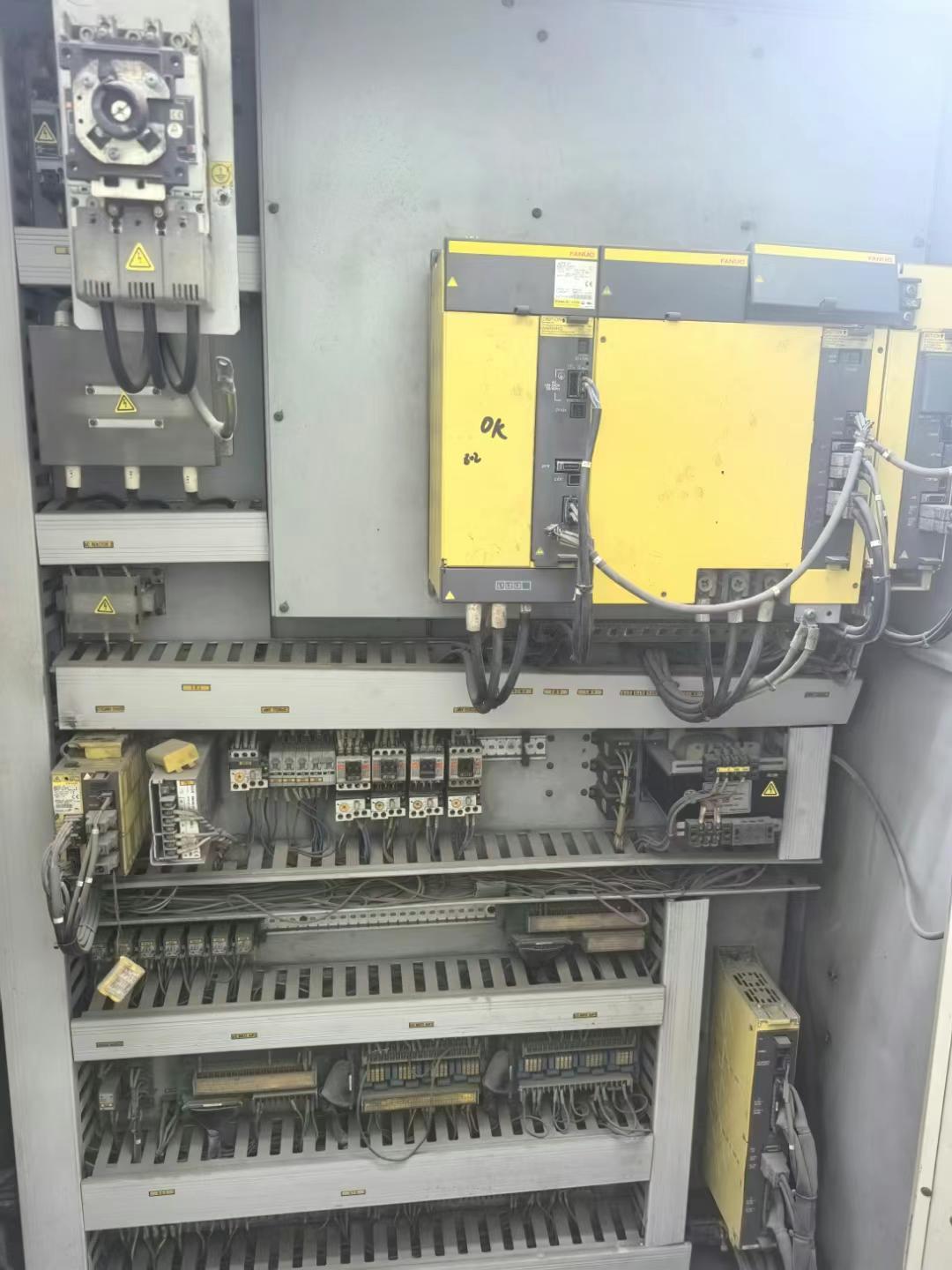 Токарный станок с чпу