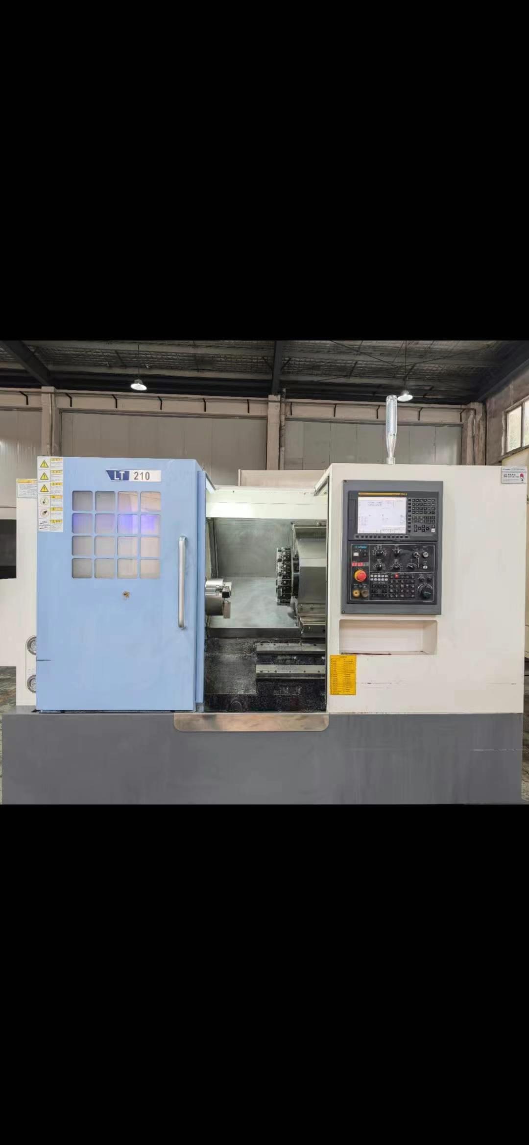 Токарный станок с чпу