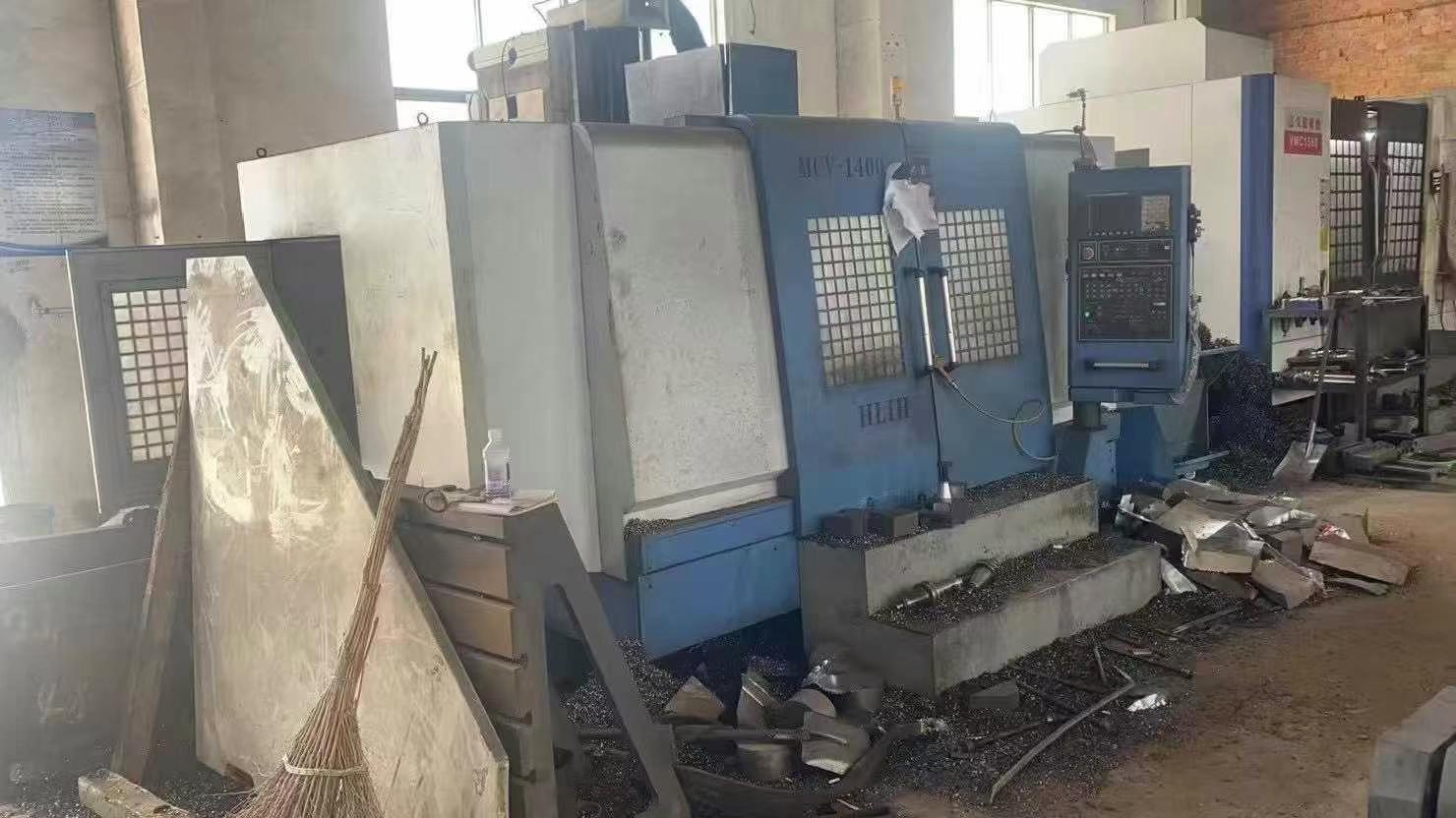 Фрезерная машина с чпу