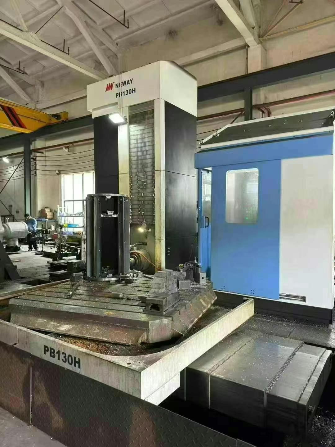 CNC планировочный рабочий стол и скучная машина