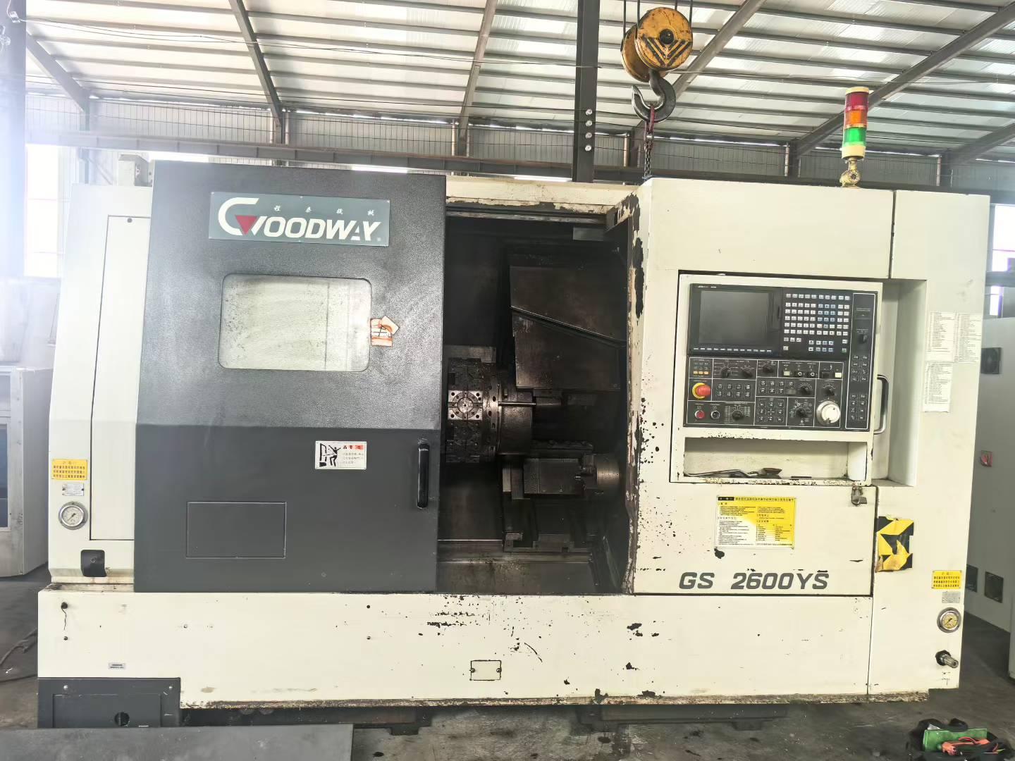 Поворотно-фрезерный обрабатывающий центр