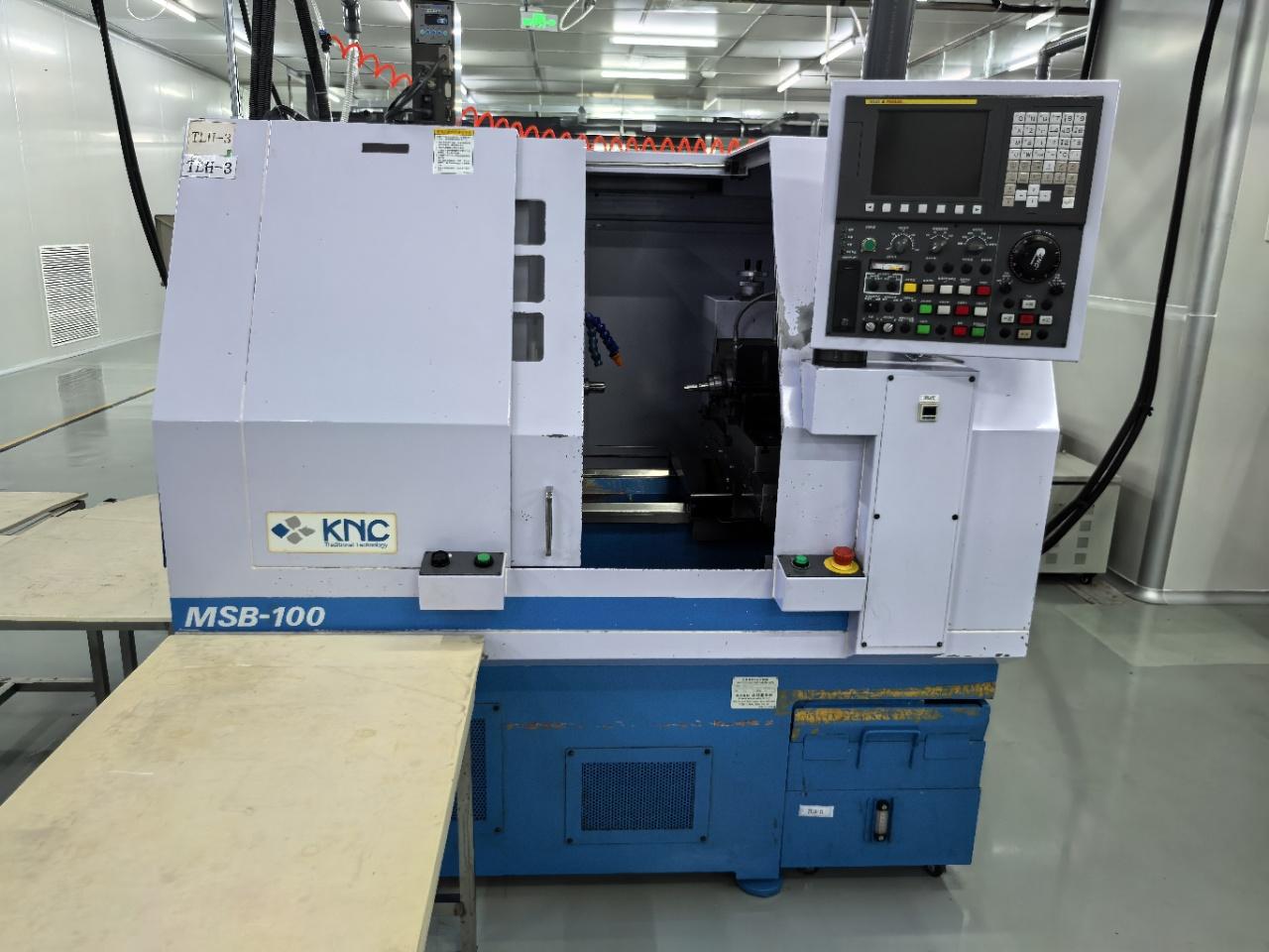 Поворотно-фрезерный обрабатывающий центр