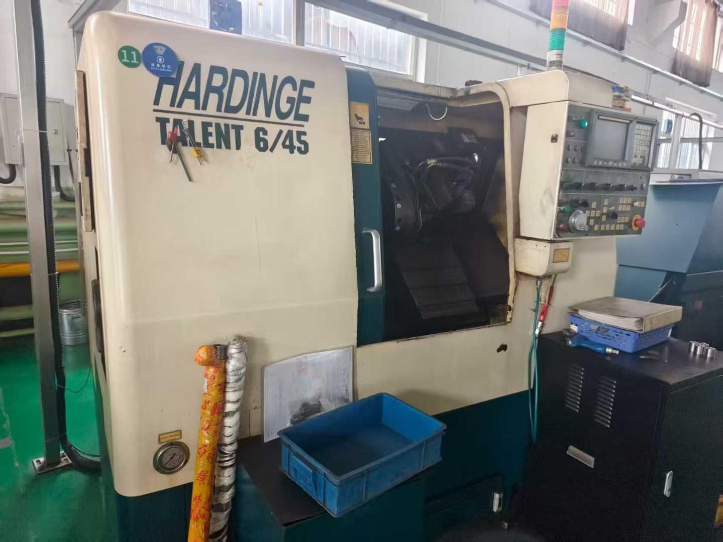 Токарный станок с чпу