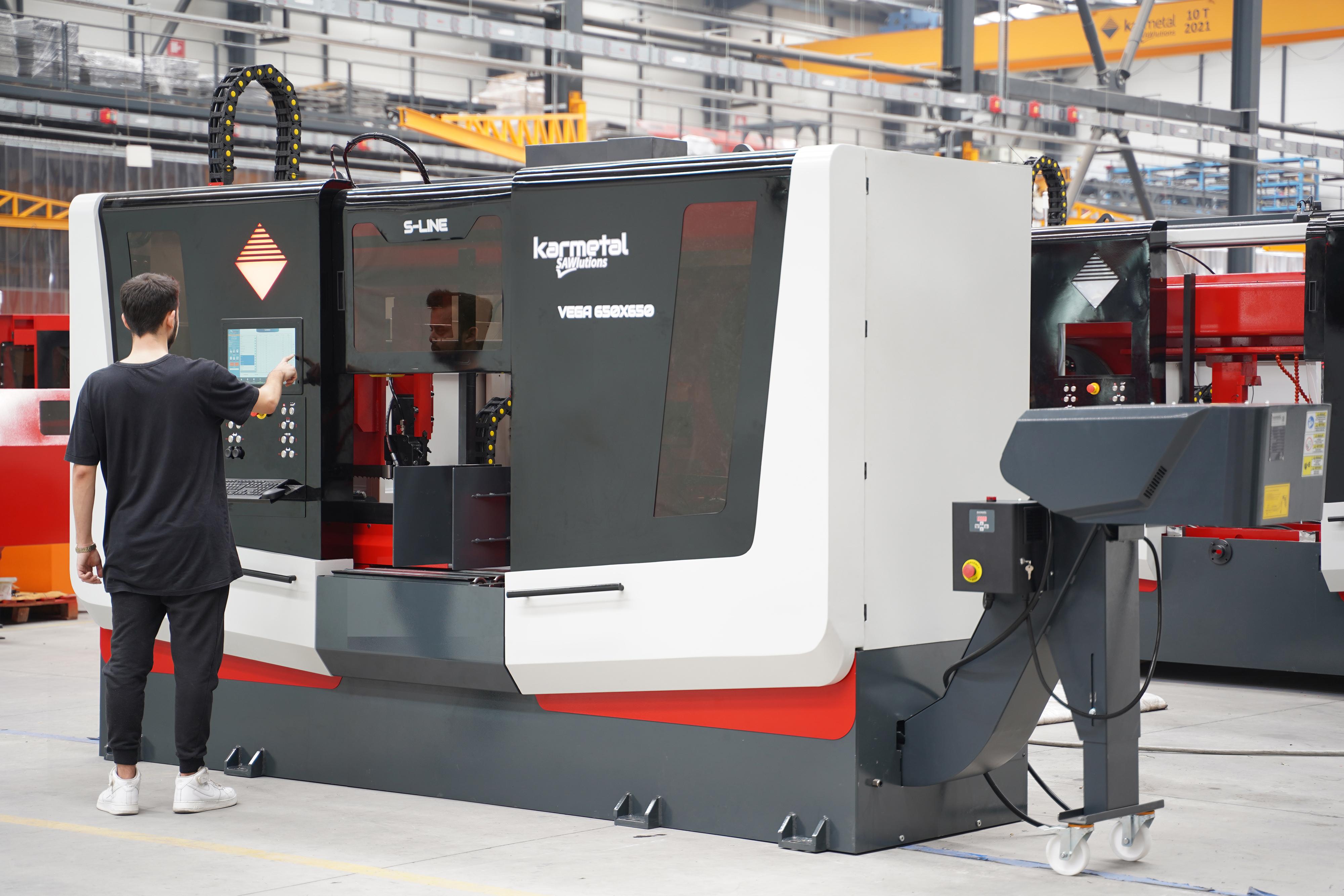 Машина для пиления