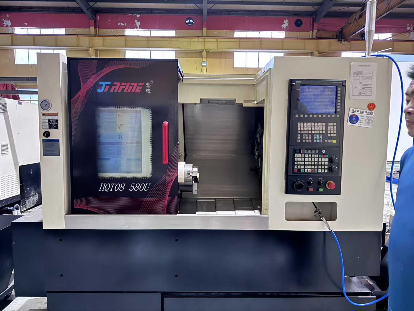 Токарный станок с чпу