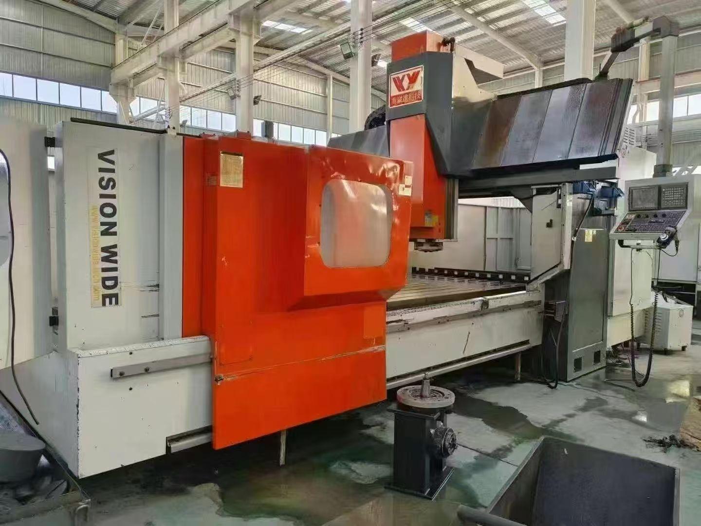 Фрезерная машина с чпу