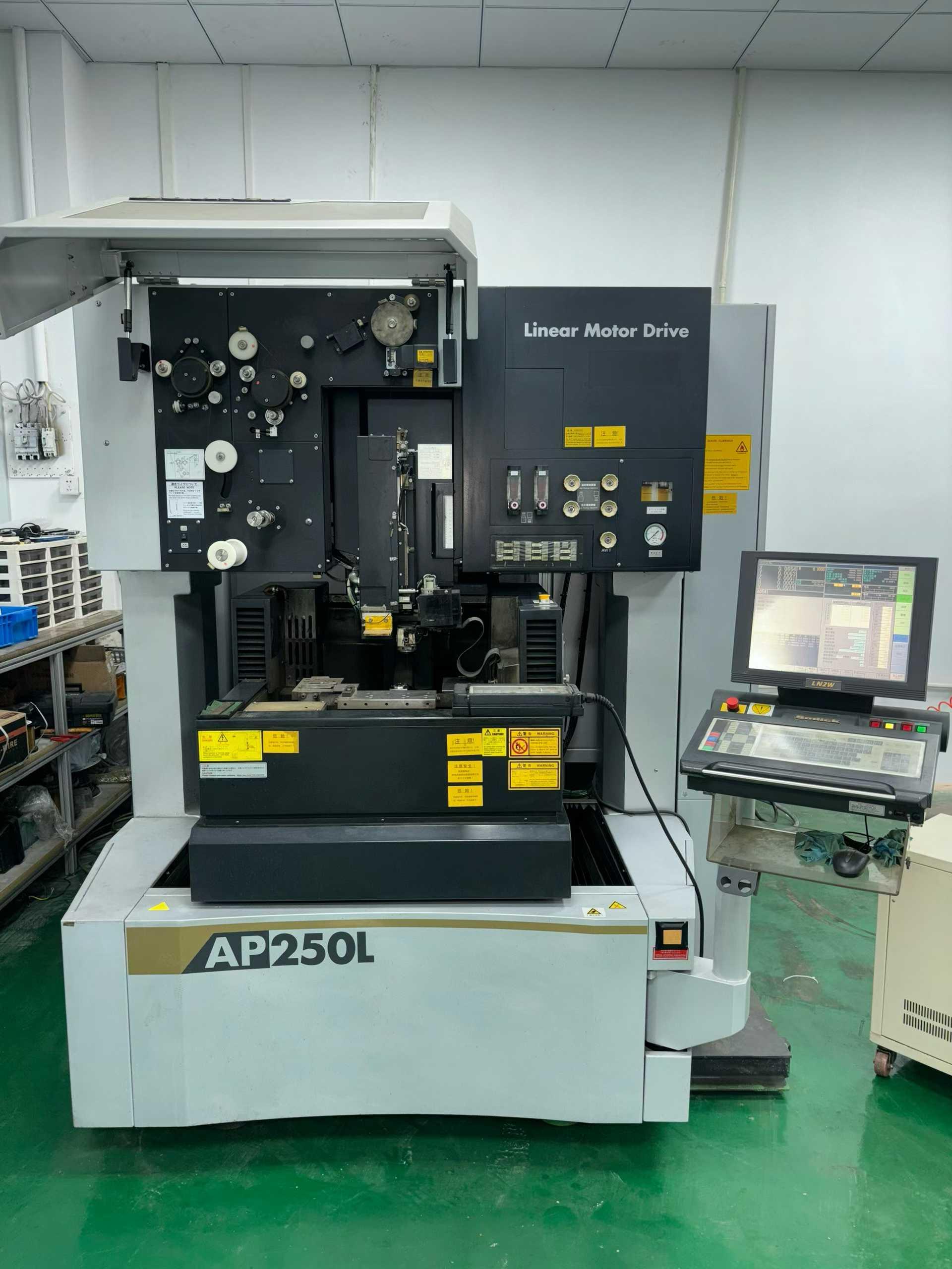 Клинорезание (WEDM)