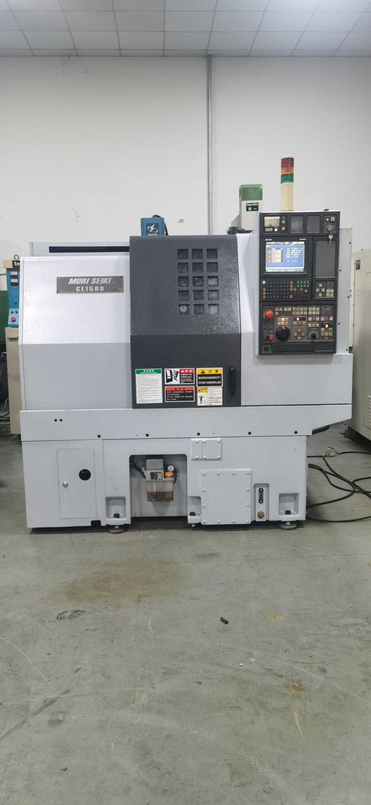 Поворотно-фрезерный обрабатывающий центр