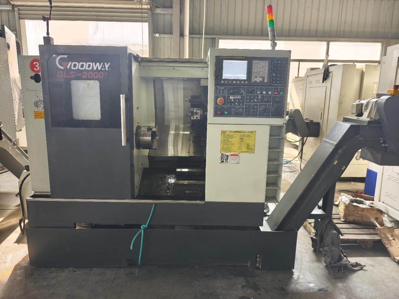 Токарный станок с чпу