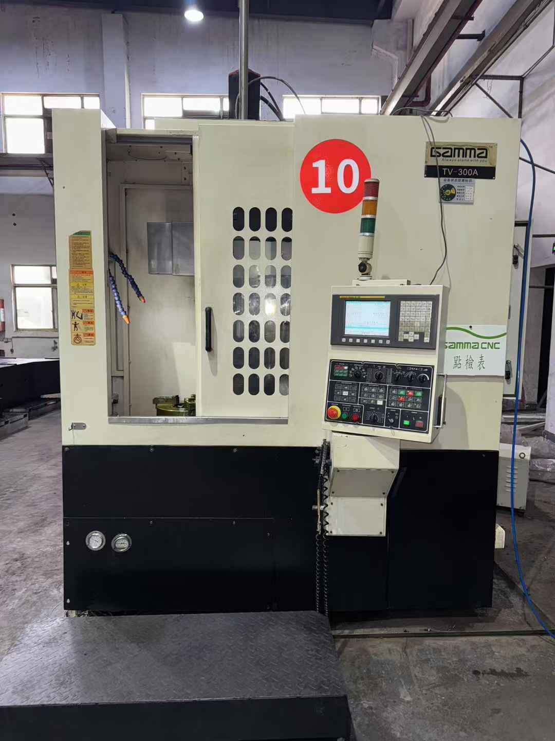 Токарный станок с чпу