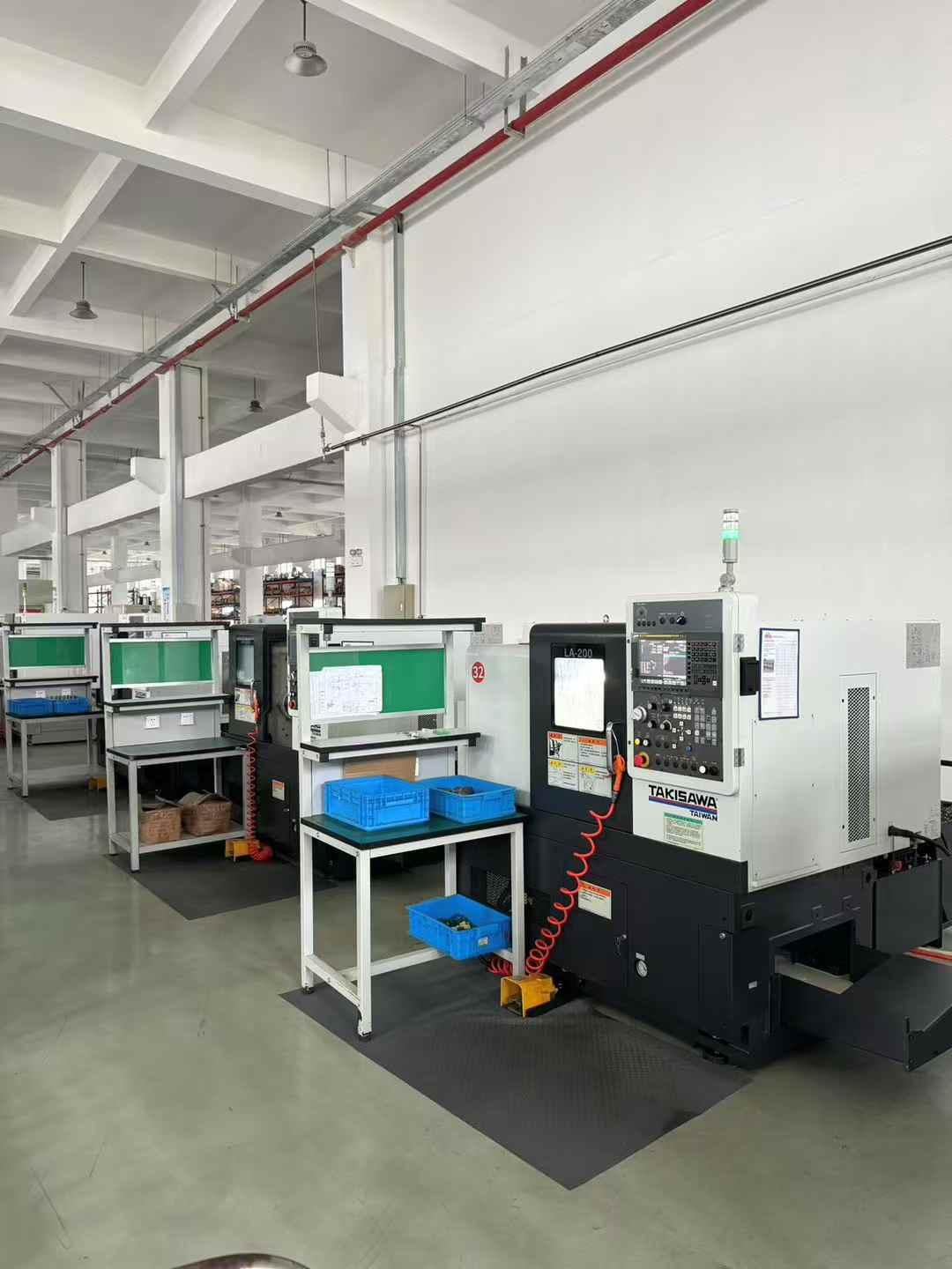 Токарный станок с чпу