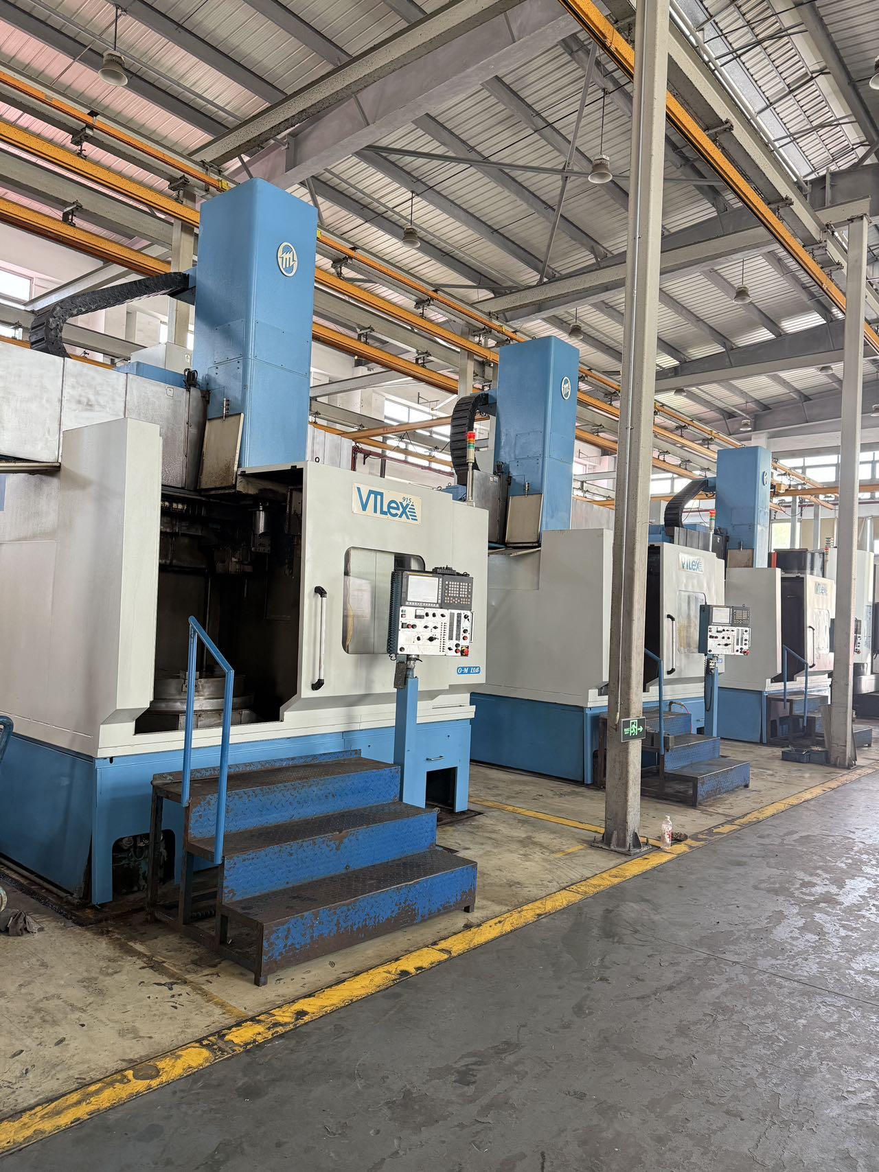 Вертикальный токарный станок с чпу