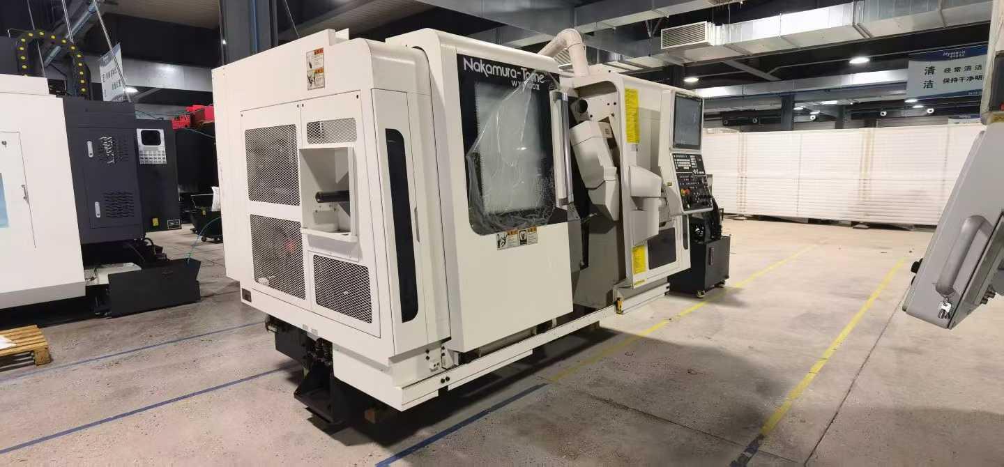 Токарный станок с чпу