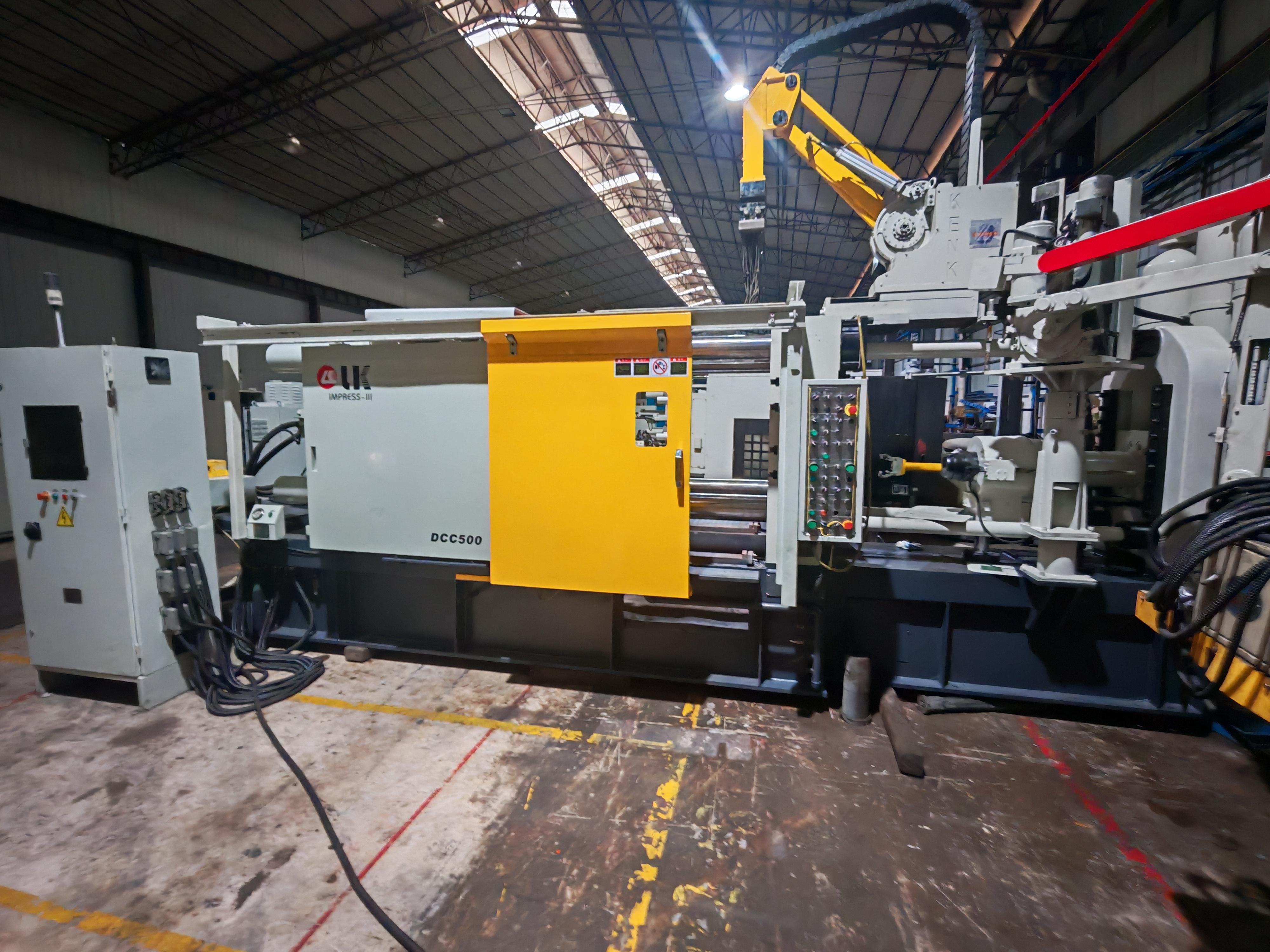 Машина для литья под давлением