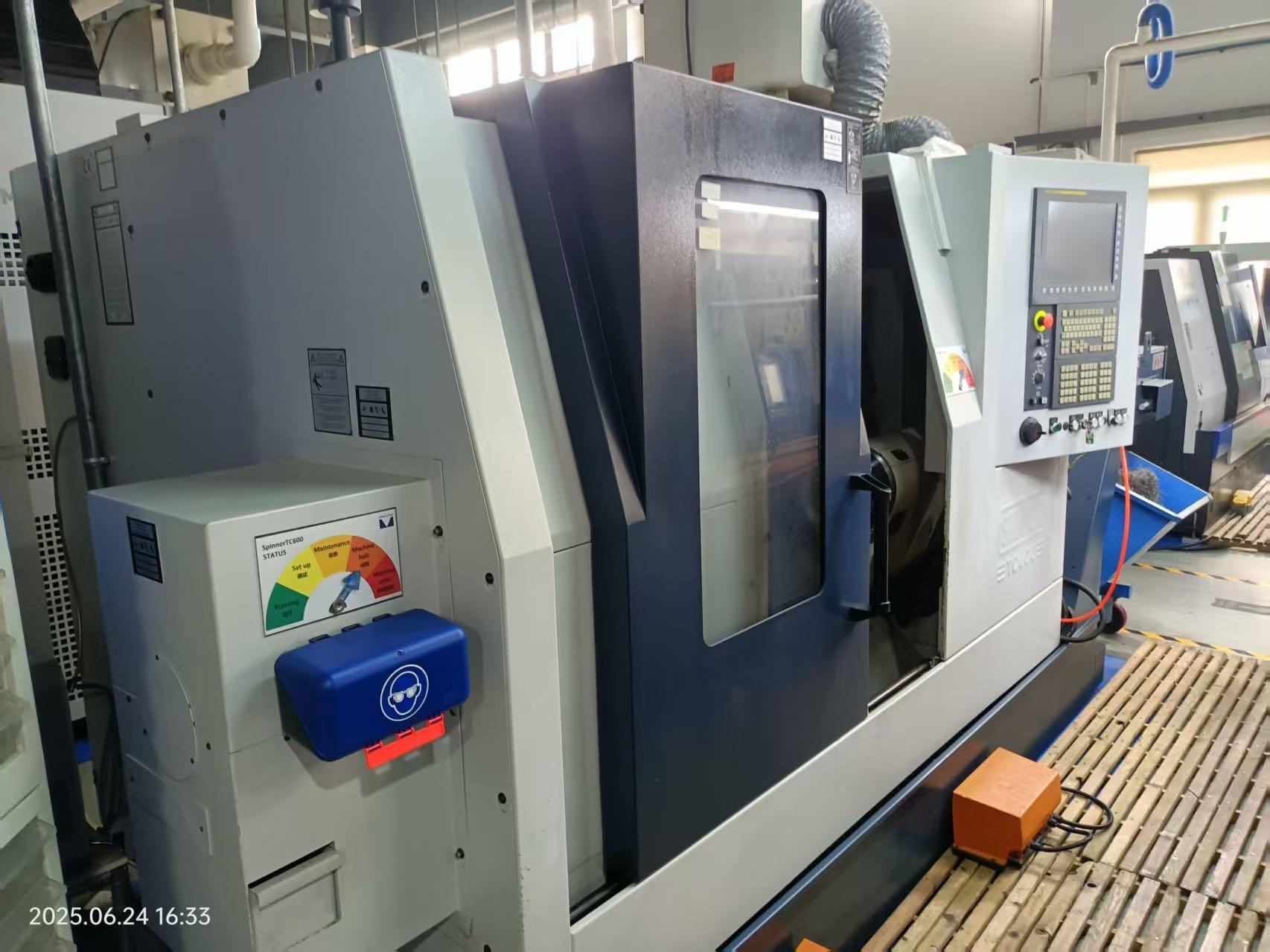 Токарный станок с чпу