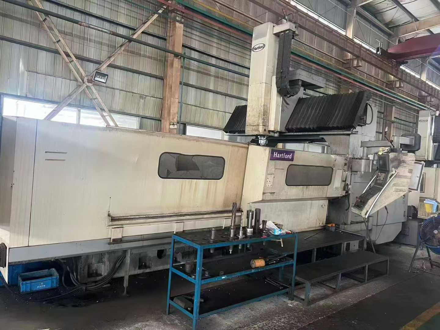 Гантри обрабатывающий центр