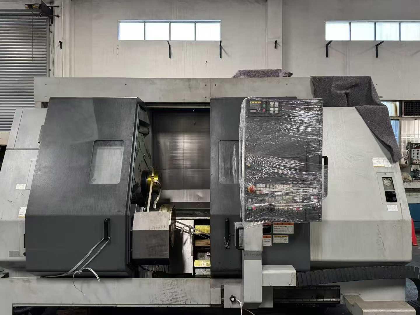 Токарный станок с чпу