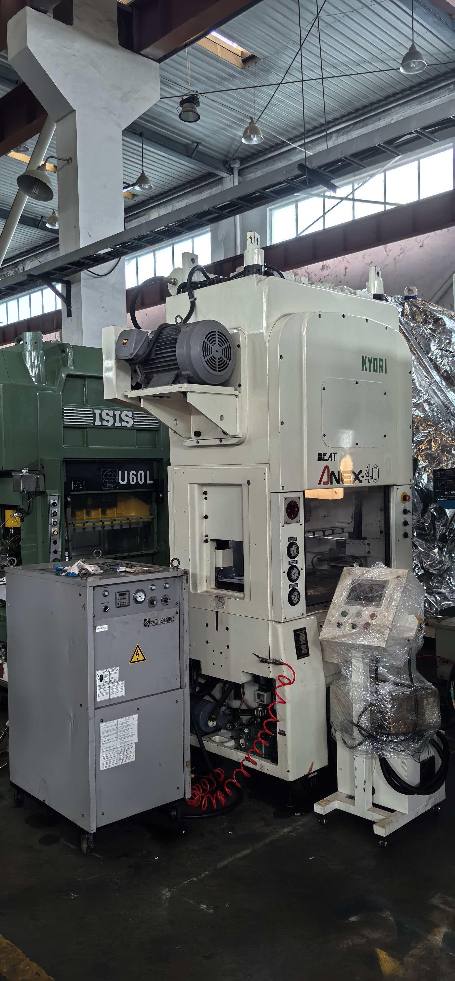 Высокоскоростной ударный пресс