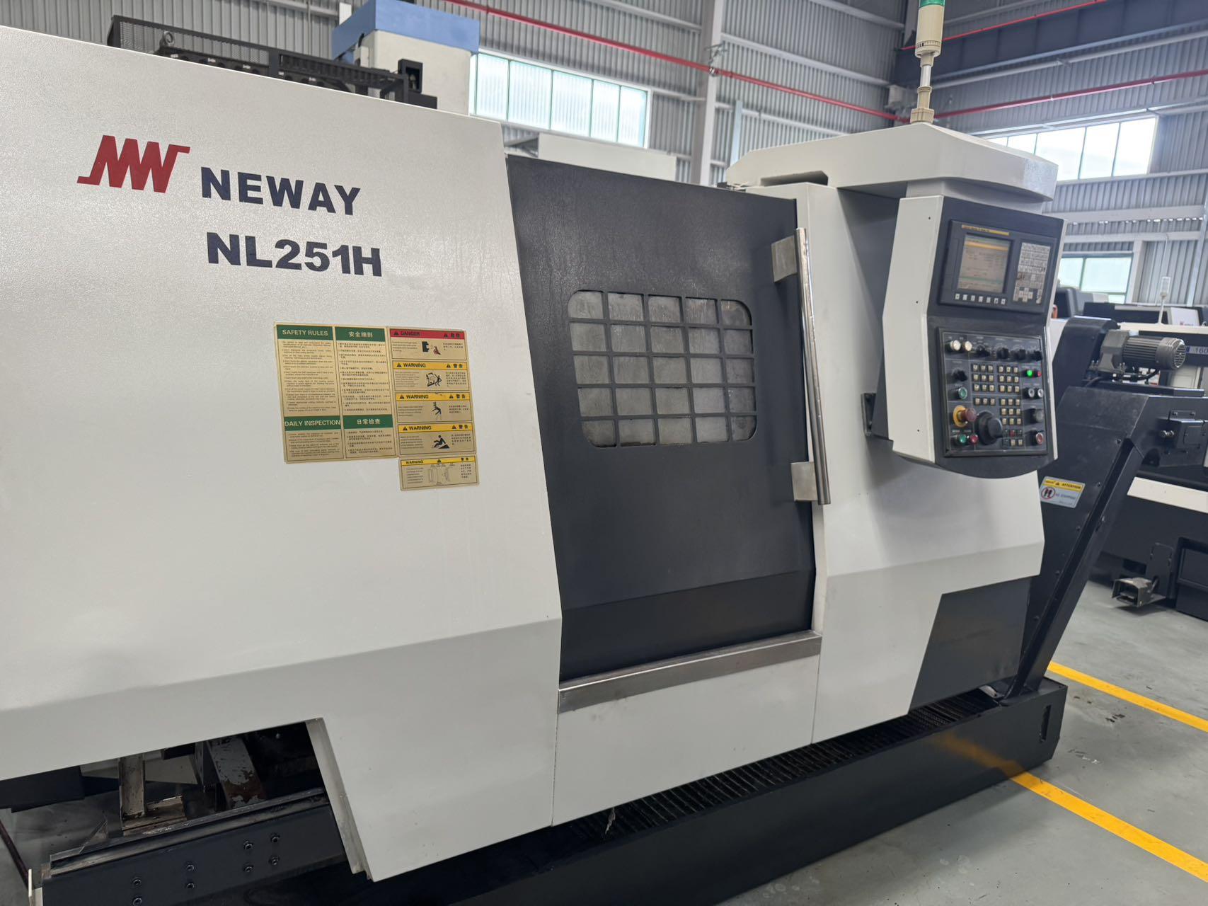 Токарный станок с чпу