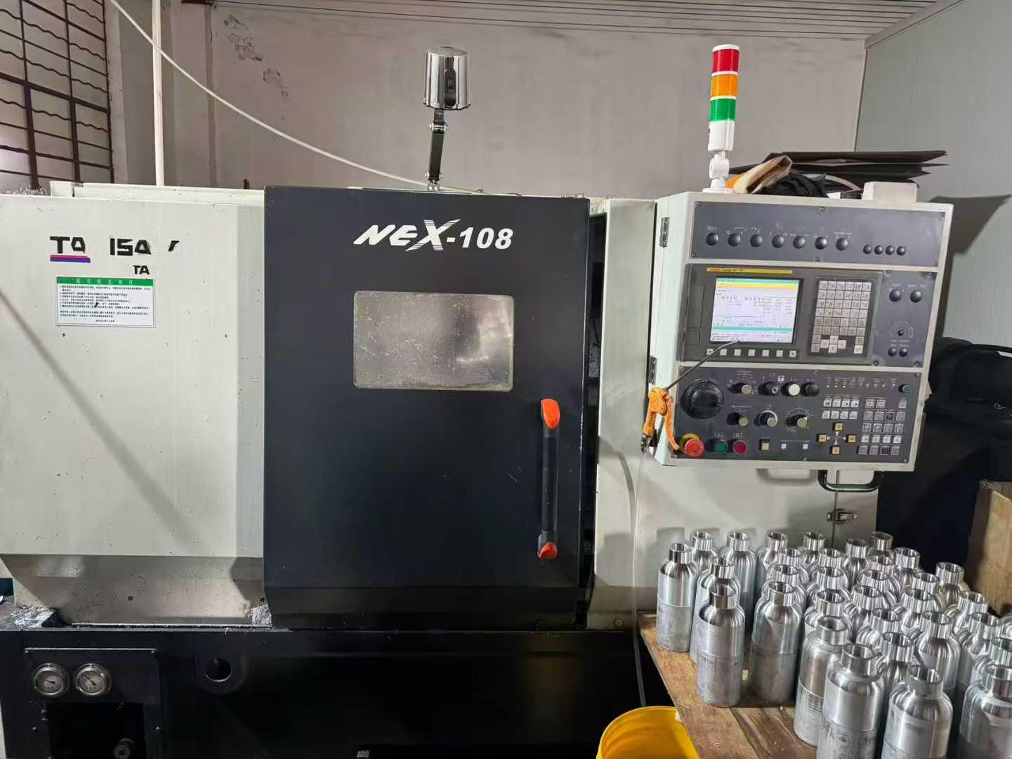 Токарный станок с чпу