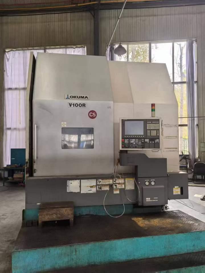 Поворотно-фрезерный обрабатывающий центр