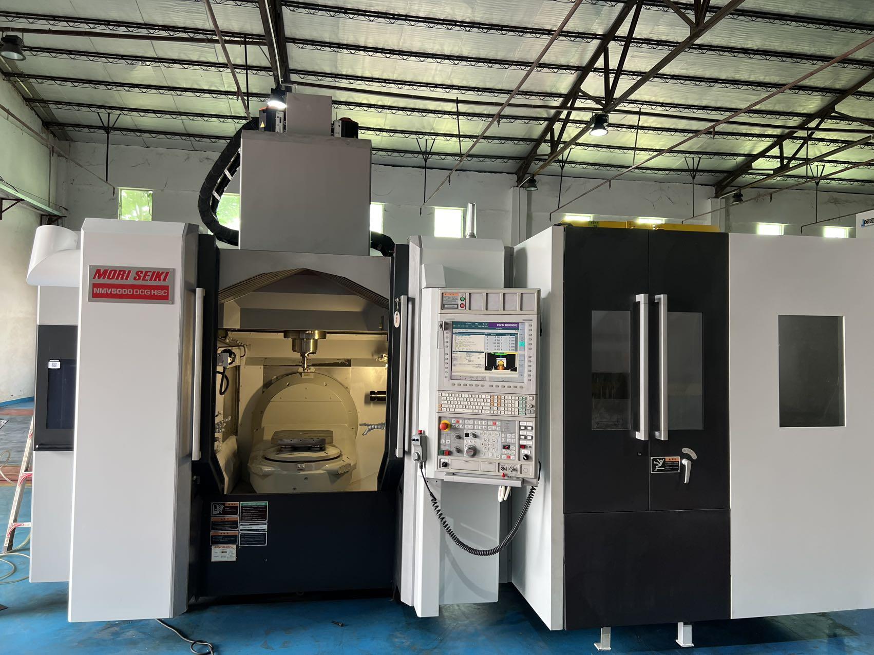 5 осевой обрабатывающий центр