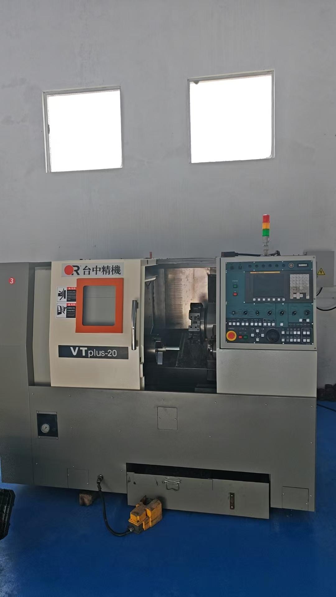 Токарный станок с чпу