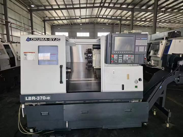 Токарный станок с чпу