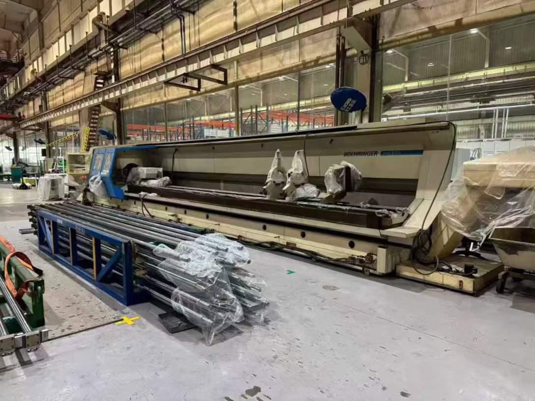 Токарный станок с чпу