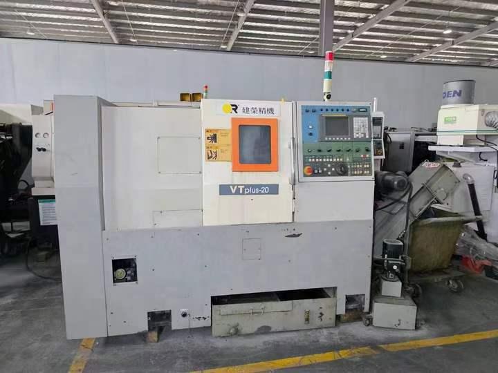 Токарный станок с чпу