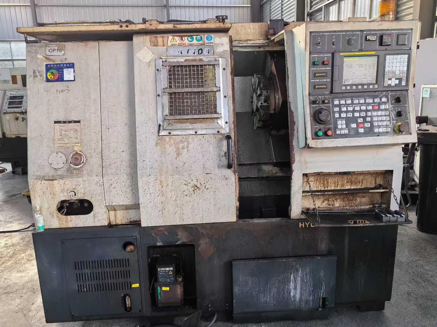 Токарный станок с чпу