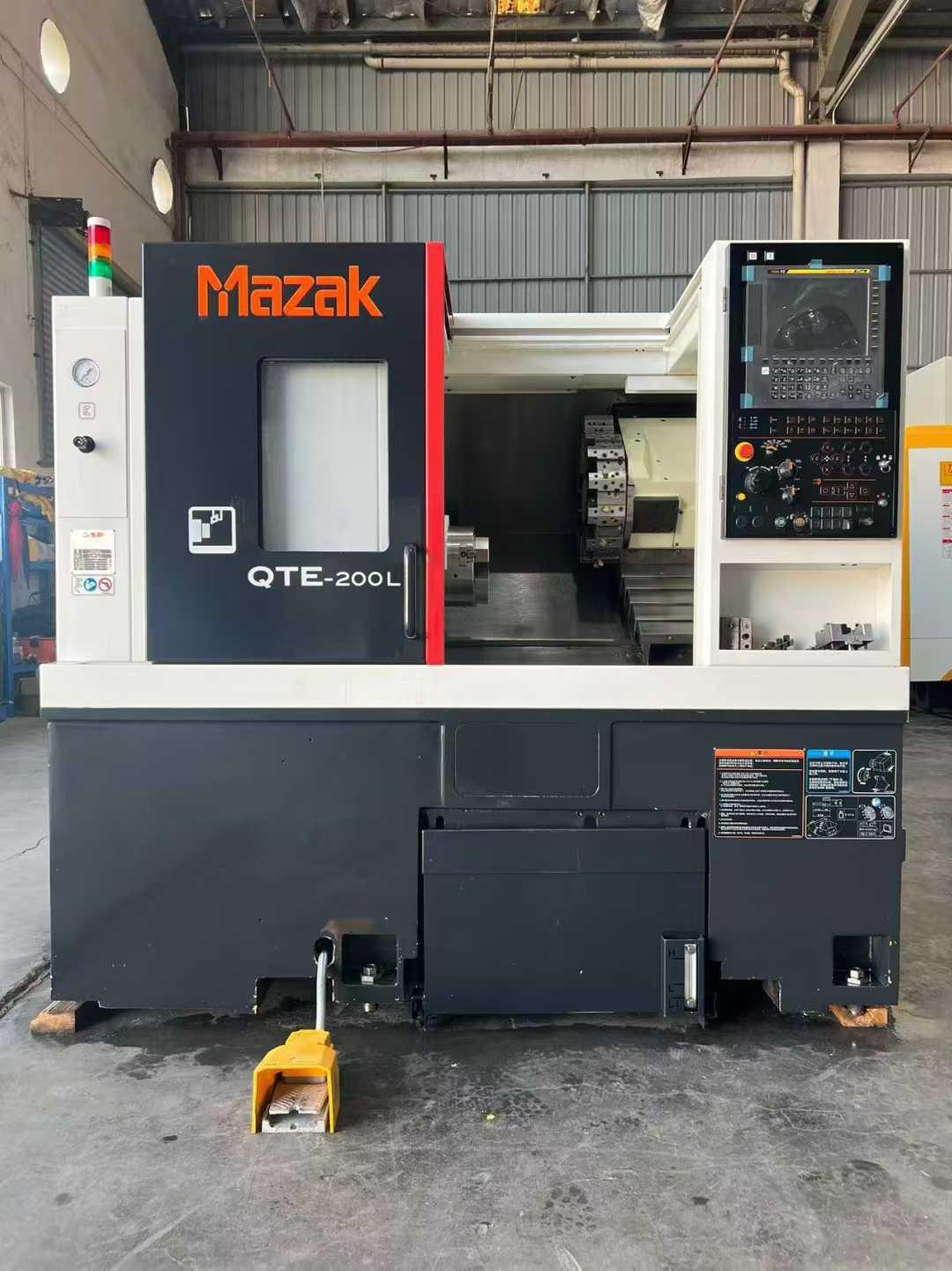 Токарный станок с чпу