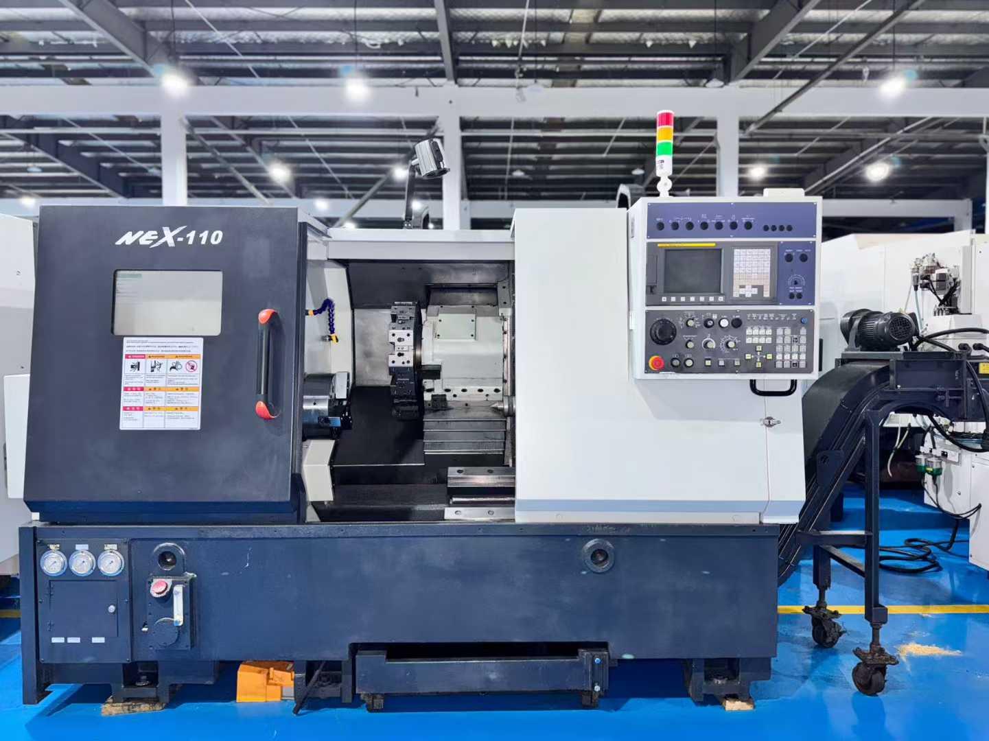 Токарный станок с чпу