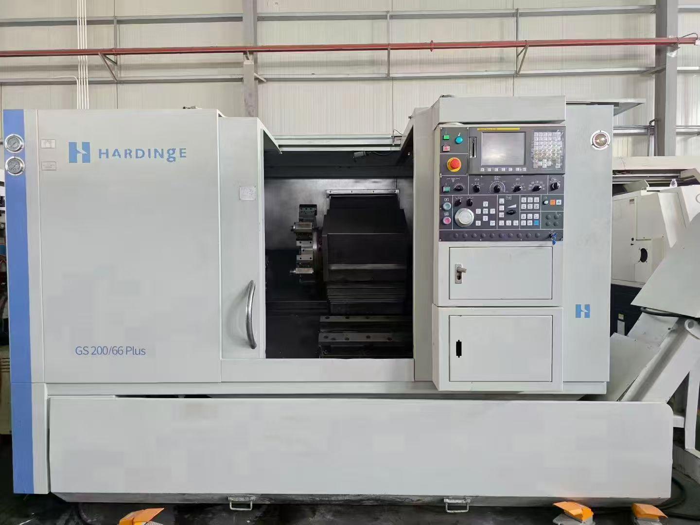 Токарный станок с чпу