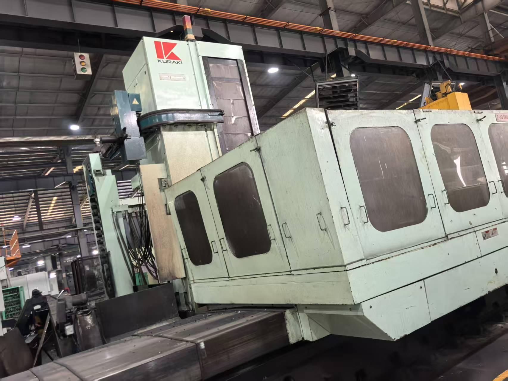 Скучная и фрезерная машина