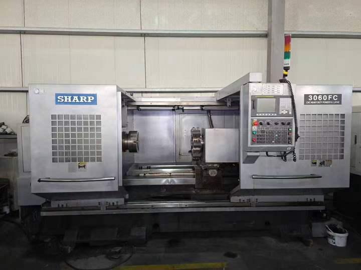 Токарный станок с чпу