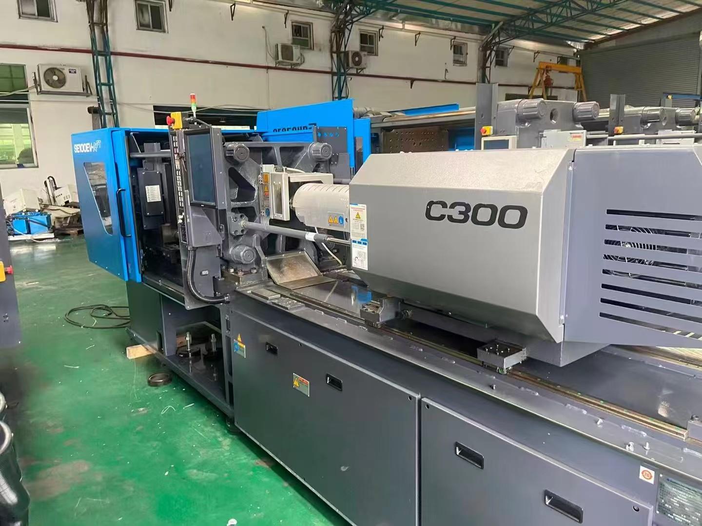 Машина для литья под давлением