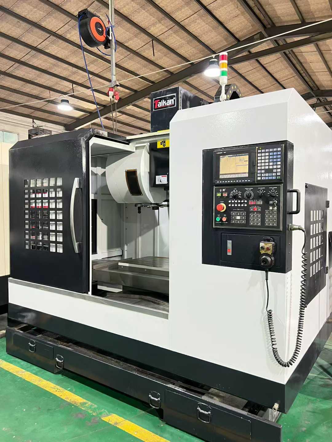 Вертикальный обрабатывающий центр